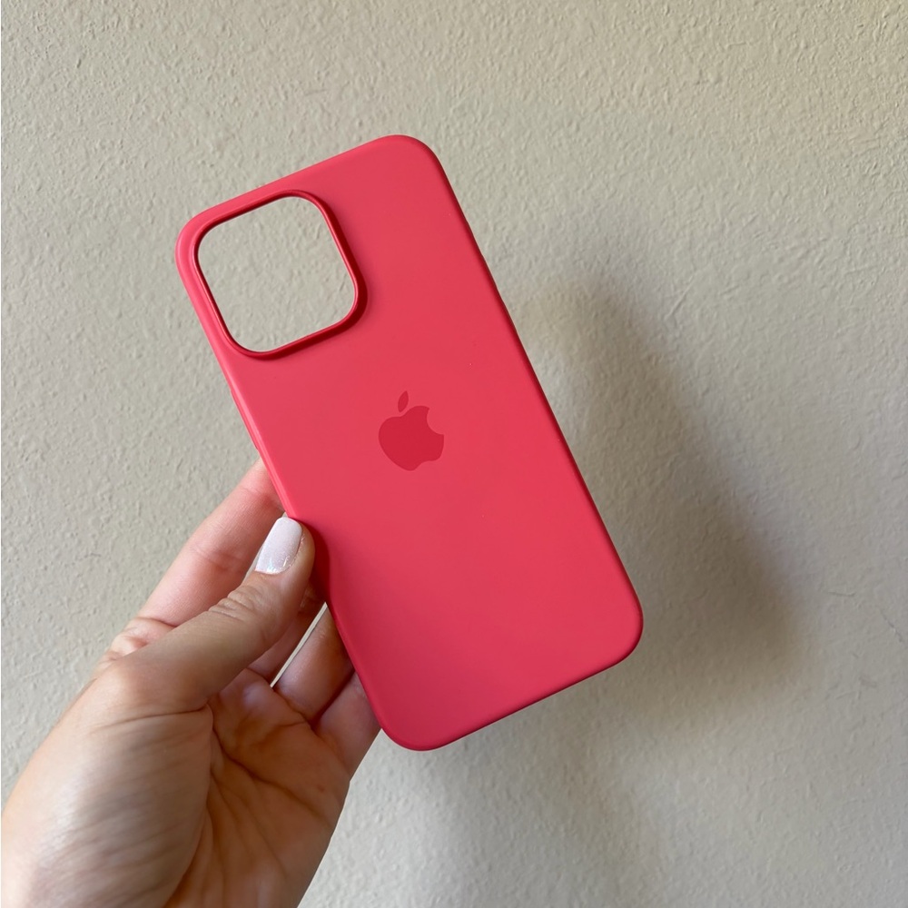 Apple Vibrant Pink iPhone 15 pro max Case